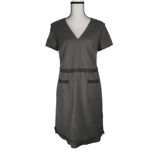 Banana Republic Dresses & Skirts - Banana Republic Grey Dress with Pockets Size 6